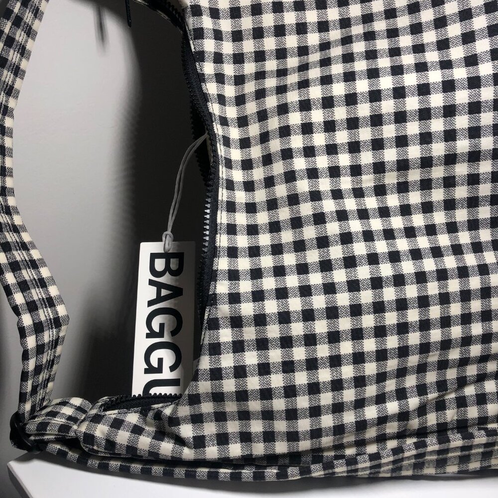 Baggu Nylon Shoulder Bag - Picture 3 of 4